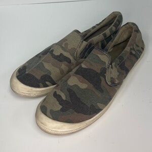 Target Camo Slip-On Sneakers Women’s Size 9 Casual Shoes